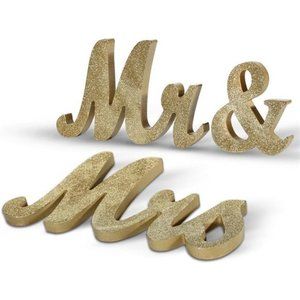 Vintage Style Mr& Mrs Sign Mr &Mrs Wooden Letters Wedding Sign with Gold Glitter